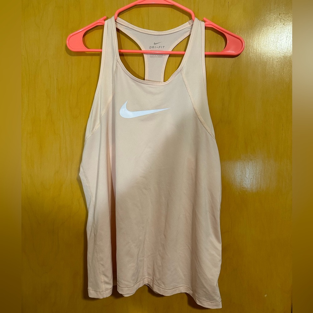 NIKE woman’s workout tank